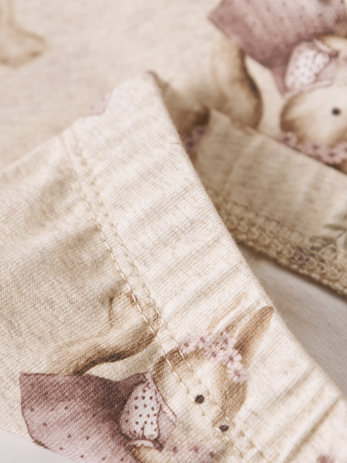 model_shot-front_full